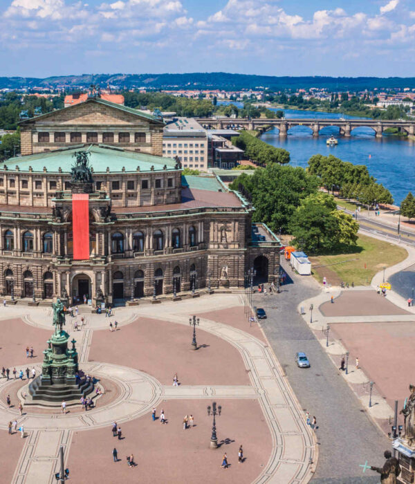 Dresden Semperoper Elbe