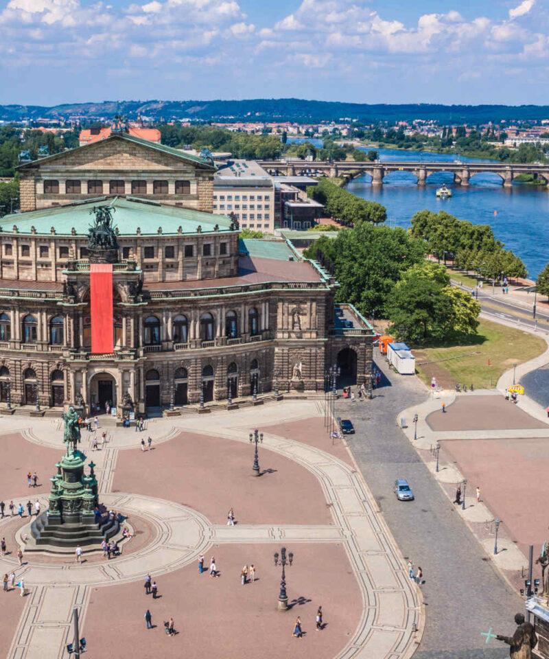 Dresden Semperoper Elbe